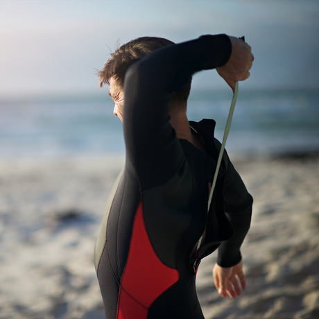 Tips on how to put on your wetsuit easily